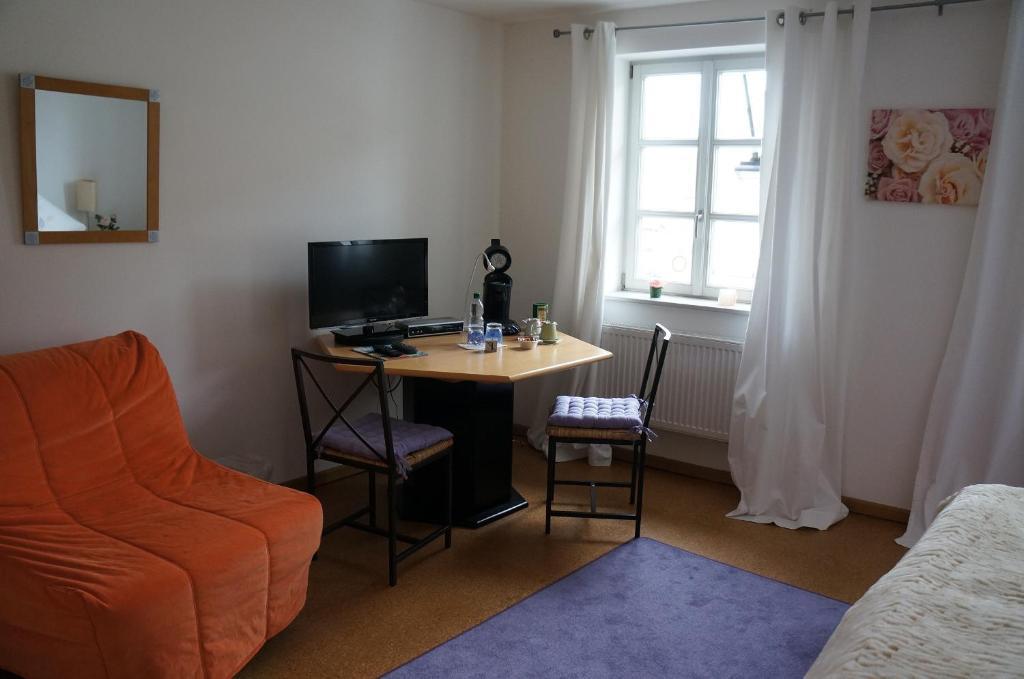 Gasthof Zur Post Neunkirchen am Brand Habitación foto